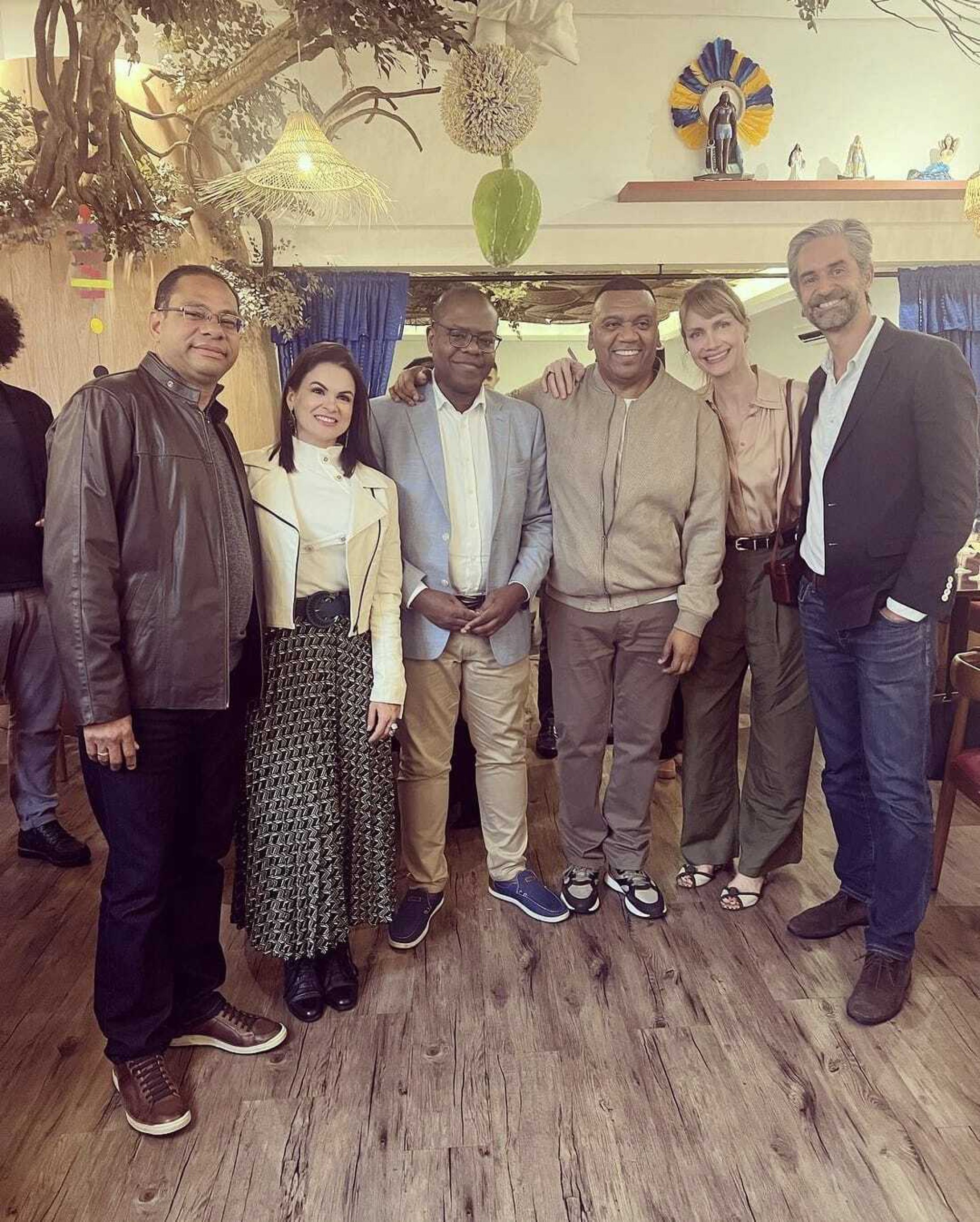 (Foto: Reprodução Redes Sociais)André Costa e Mariana Pedrosa, Silvio Almeida, Preto Zezé, Ana Cláudia Michels e 
Augusto de Arruda Botelho