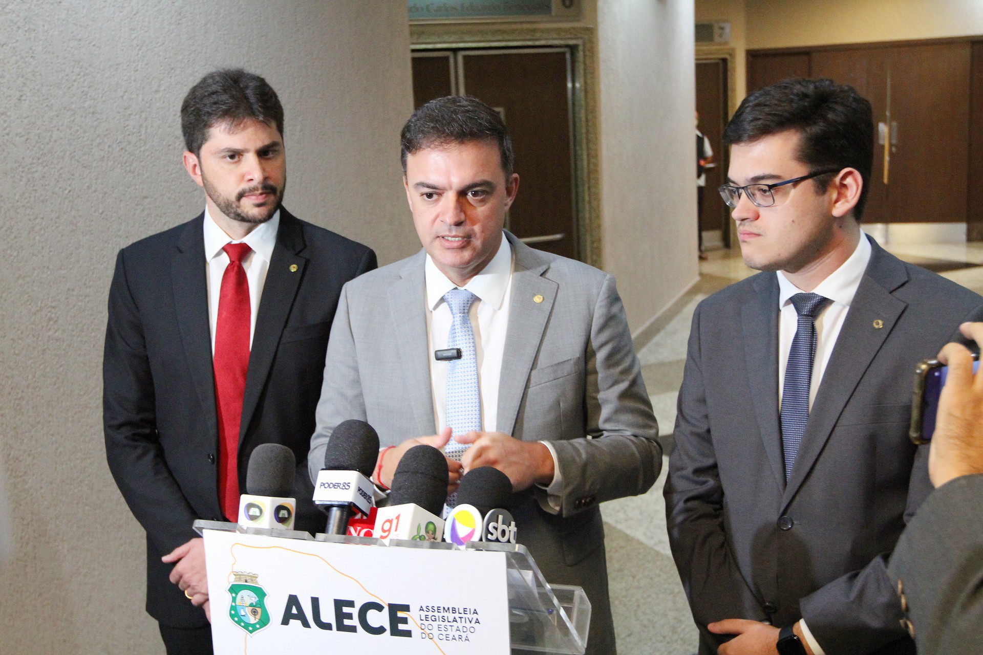 Deputados criticam ausência de presidente da Enel Brasil em