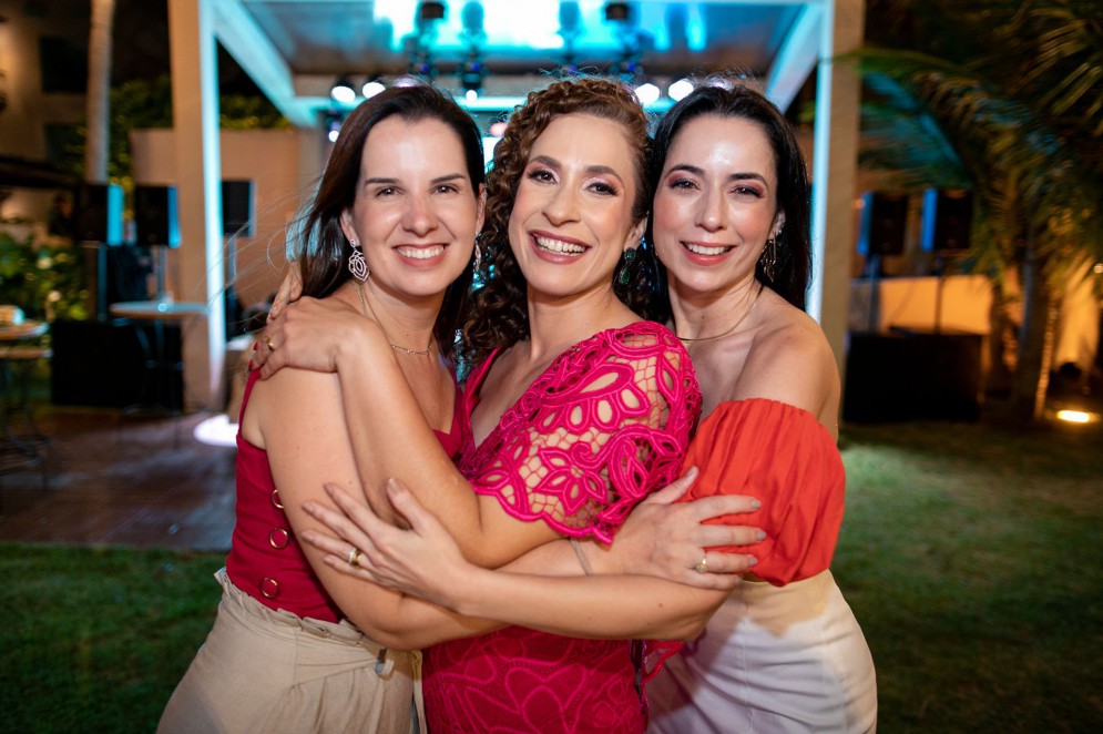 Médicas Sara Arcanjo, Kathiane Lustosa e Andreisa Bilhar, diretoras da Clínica Salvata.(Foto: divulgação)