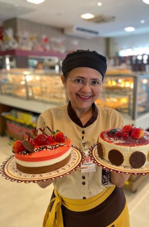 Padaria Empório de Fátima realiza encomendas de bolos e tortas 