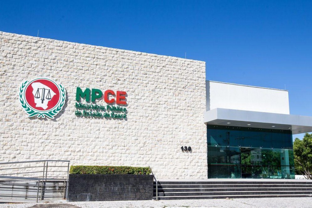 Ministério Público do Ceará (MPCE) recomendou que o Governo do Estado realize mutirão de consultas e cirurgias oftalmológicas nas especialidades de retina e vítreo
