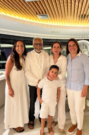 Gil Santos, Gilberto Gil, Flora Gil, Denise Bezerra e Bento (Foto: arquivo pessoal )