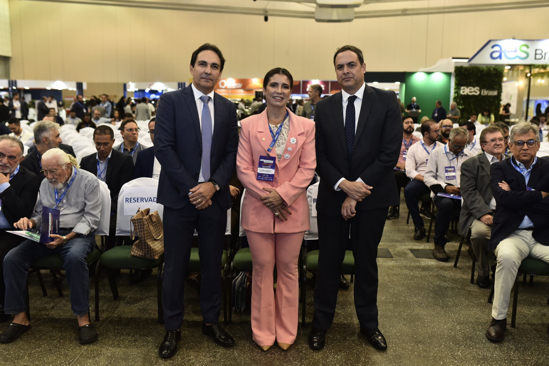 (Foto: Proenergia/ Divulgação )Presidente do Sindienergia, Luis Carlos Queiroz; diretora de administração do Banco do Nordeste, Ana Teresa de Carvalho, e o presidente do BNB, Paulo Câmara