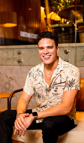 Marcos Lessa: show e ode ao samba no Youtube(Foto: Ítalo Kato/ Divulgação )