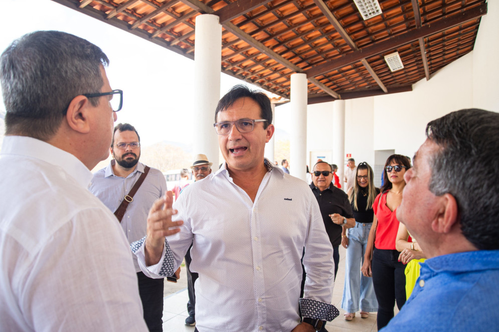 Custódio Almeida, reitor da UFC, participa de inauguração do Restaurante Universitário do Campus de Itapajé(Foto: Viktor Braga)