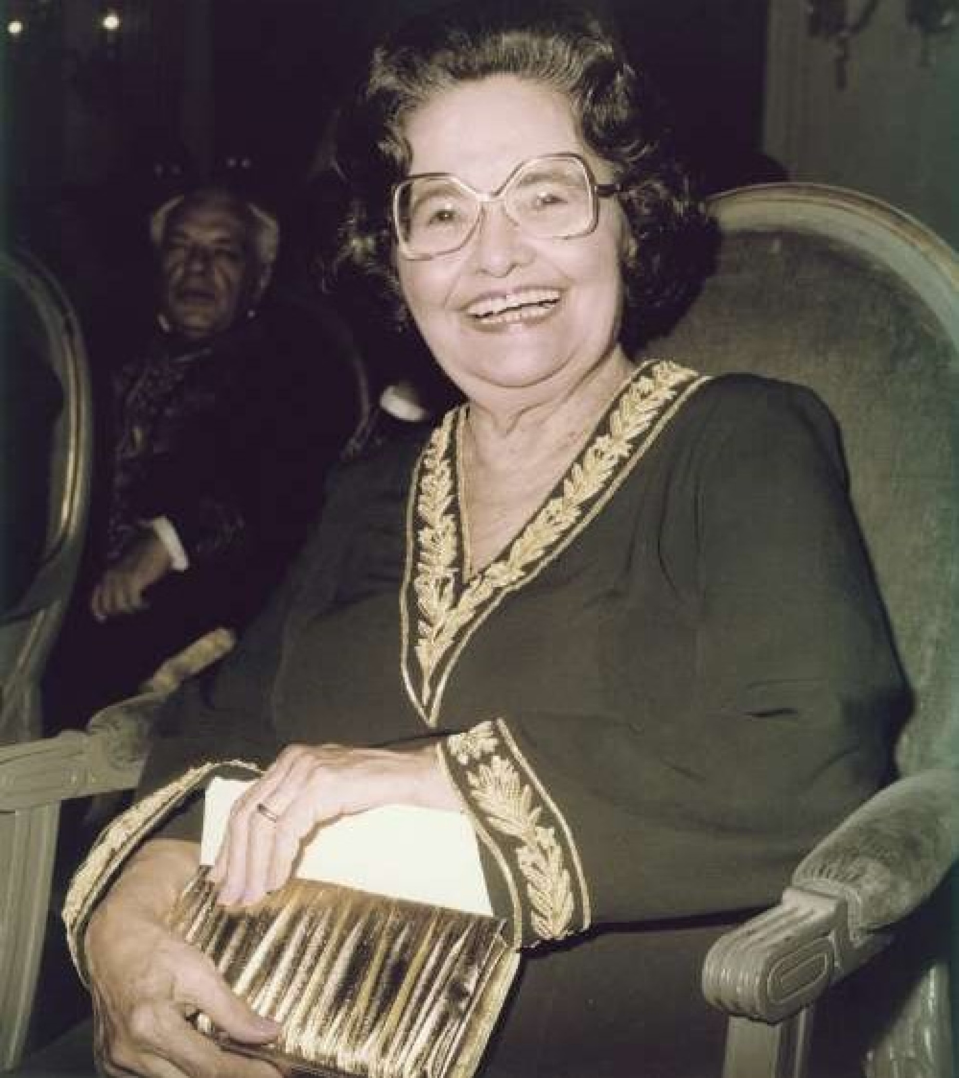 RACHEL DE QUEIROZ a cearense foi a primeira mulher eleita para a Academia BrasIleira de Letras (ABL)