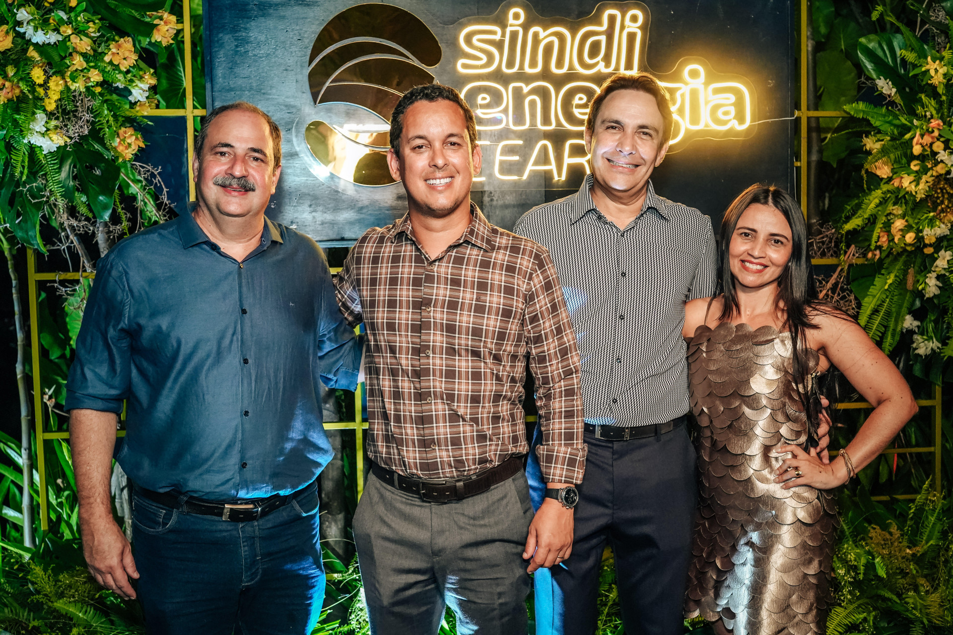 (Foto: JOÃO FILHO TAVARES E DIVULGAÇÃO )Paulo André Holanda (SENAI), Gustavo Silva (Qair), Luis Carlos Queiroz (Sindienergia e B&Q) e Dana Nunes (IEL) 