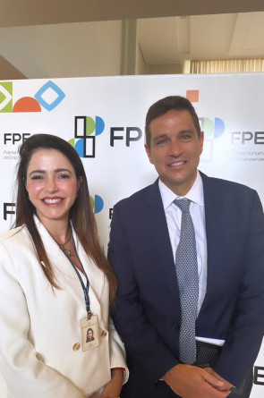 Sarinha Diniz e o presidente do BC, Roberto Campos Neto (Foto: arquivo pessoal )