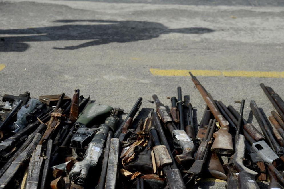 Entusiastas das armas apontam a redução no número de homicídios no Brasil após os decretos de flexibilização assinados por Bolsonaro(Foto: Tânia Rêgo / Agência Brasil)