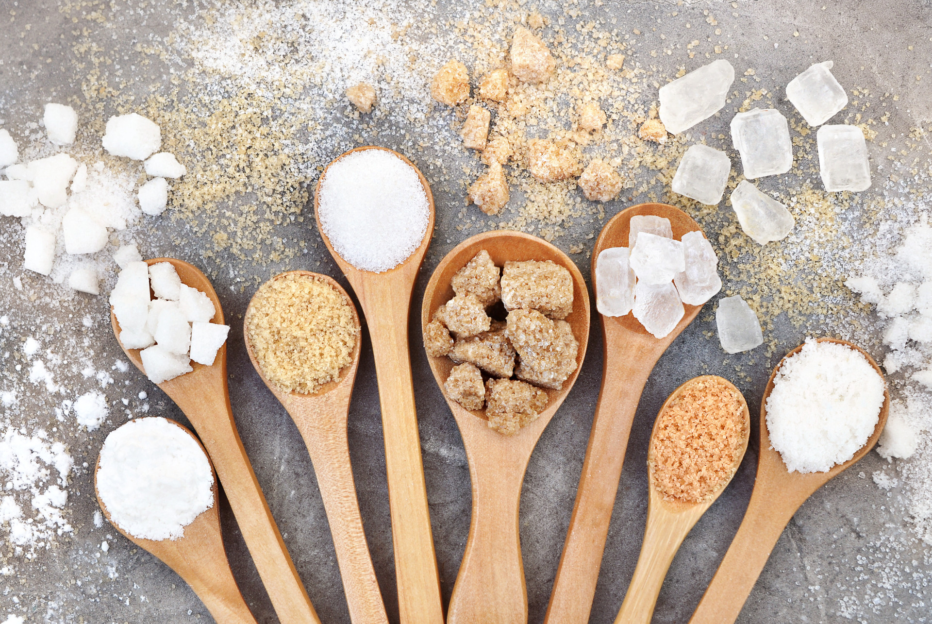 Excesso de açúcar pode causar muitos outros danos à saúde além da diabetes (Foto: Adobe Stock)
