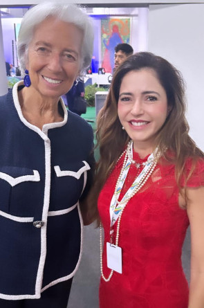 Christine Lagarde, Presidente do Banco Central Europeu, com Sarinha Diniz(Foto: arquivo pessoal)