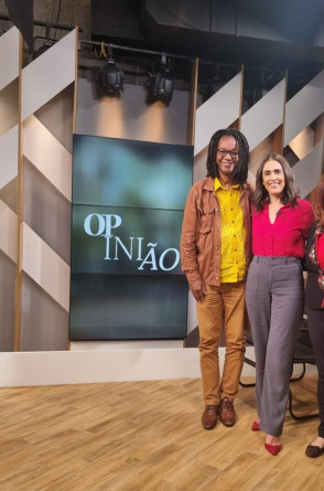 O programa Opinião, da TV Cultura, apresenta nesta quinta-feira, 14, edição especial em homenagem aos 110 anos do nascimento da escritora brasileira Carolina Maria de Jesus
