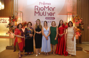 Adriana Forti, Leda Maria, Onelia Santana, Fernanda Cavaliori, Renata Santiago, Luma Andrade e Márcia Cavalcante 