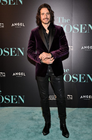 Jonathan Roumie interpreta Jesus em "The Chosen"