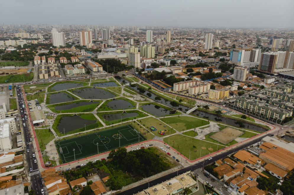 Vista aérea do Parque Racuel de Queiroz, no bairro Presidente Kennedy(Foto: Aurelio Alves)