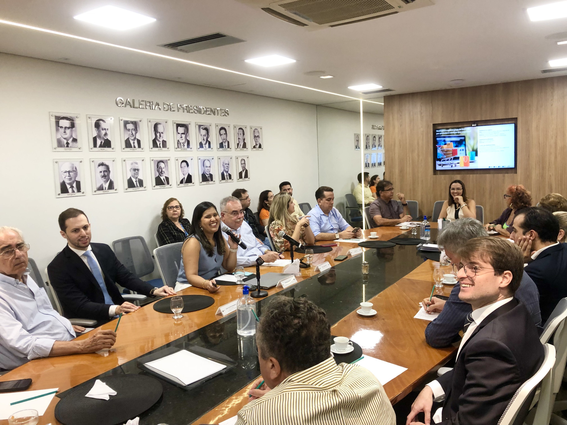 ￼TEMAS da reforma tributária foram debatidos em evento na Câmara de Dirigentes Lojistas (CDL), em Fortaleza, ontem, 22. (Foto: Ana Luiza Serrão)