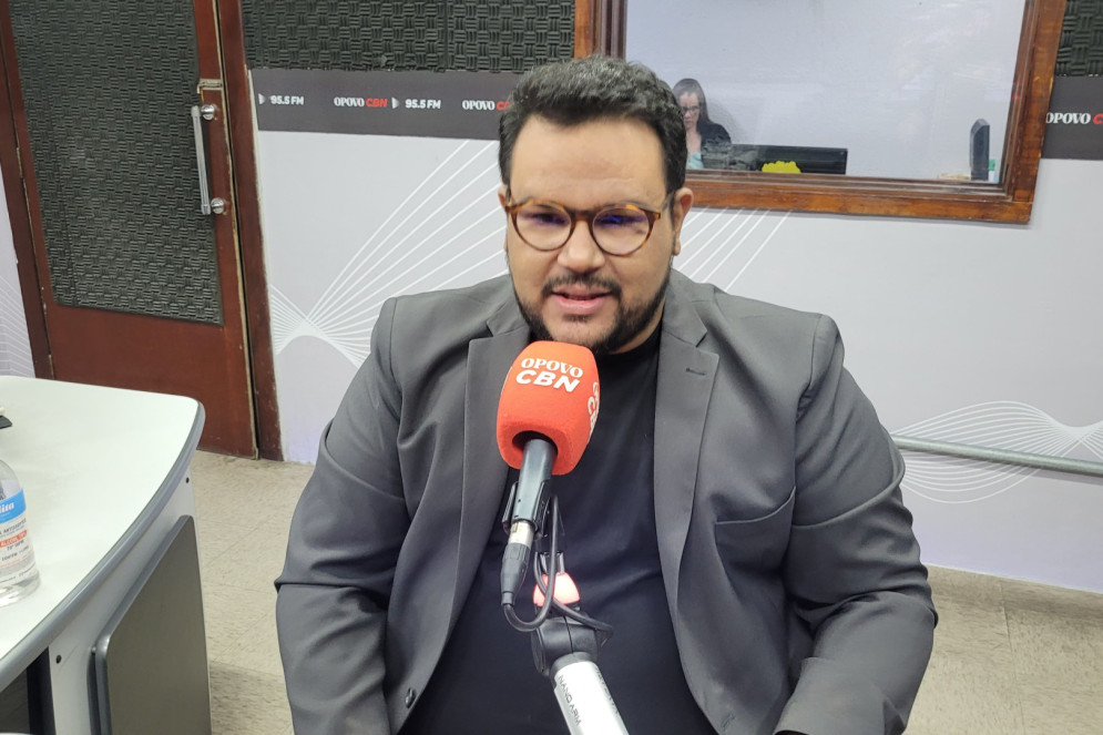 Técio Nunes (Psol) em entrevista à rádio o POVO CBN