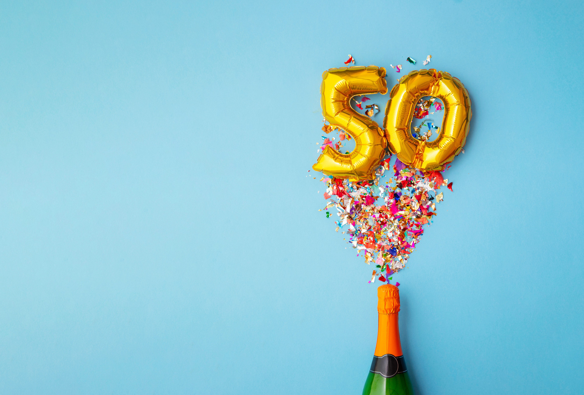 Aniversário de 50 anos Layout (Foto: Divulgação/AdobeStock)