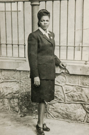 Ivone Lara em foto dos anos 1940, quando tinha 19 anos(Foto: Acervo de família/dona Ivone Lara)