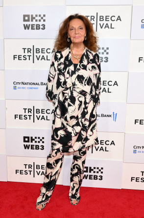 Diane von Furstenberg na première de documentário sobre sua vida (Foto: ANGELA WEISS / AFP)