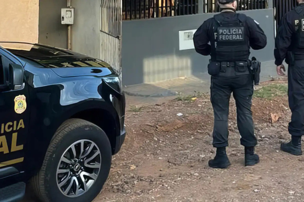 Imagens mostram policiais federais em operação(Foto: Agência Brasil)