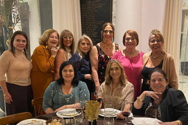  Grupo de amigas de longo e breve tempo(Foto: arquivo pessoal)