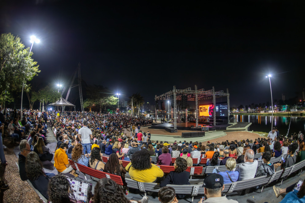 (Foto: Ruy Barbosa Jr./Divulgação)Abertura do Festival Internacional de Teatro de São José do Rio Preto (FIT Rio Preto) em 2024 reuniu mais de quatro mil pessoas para assistir ao espetáculo 