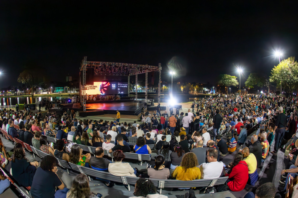 (Foto: Ruy Barbosa Jr./Divulgação)Abertura do Festival Internacional de Teatro de São José do Rio Preto (FIT Rio Preto) em 2024 reuniu mais de quatro mil pessoas para assistir ao espetáculo 