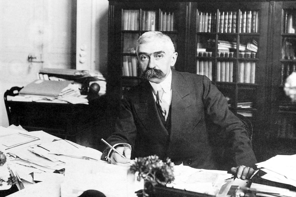  Pierre de Coubertin tornou-se conhecido como o fundador do Movimento Olímpico e dos Jogos Olímpicos Modernos. Mais rara de a de ouro a Medalha Pierre de Coubertin foi criada em homenagem ao "pai das Olimpíadas" e é a maior honraria, mais rara que a de ouro(Foto: Pascal/Comitê Internacional Pierre de Coubertin)