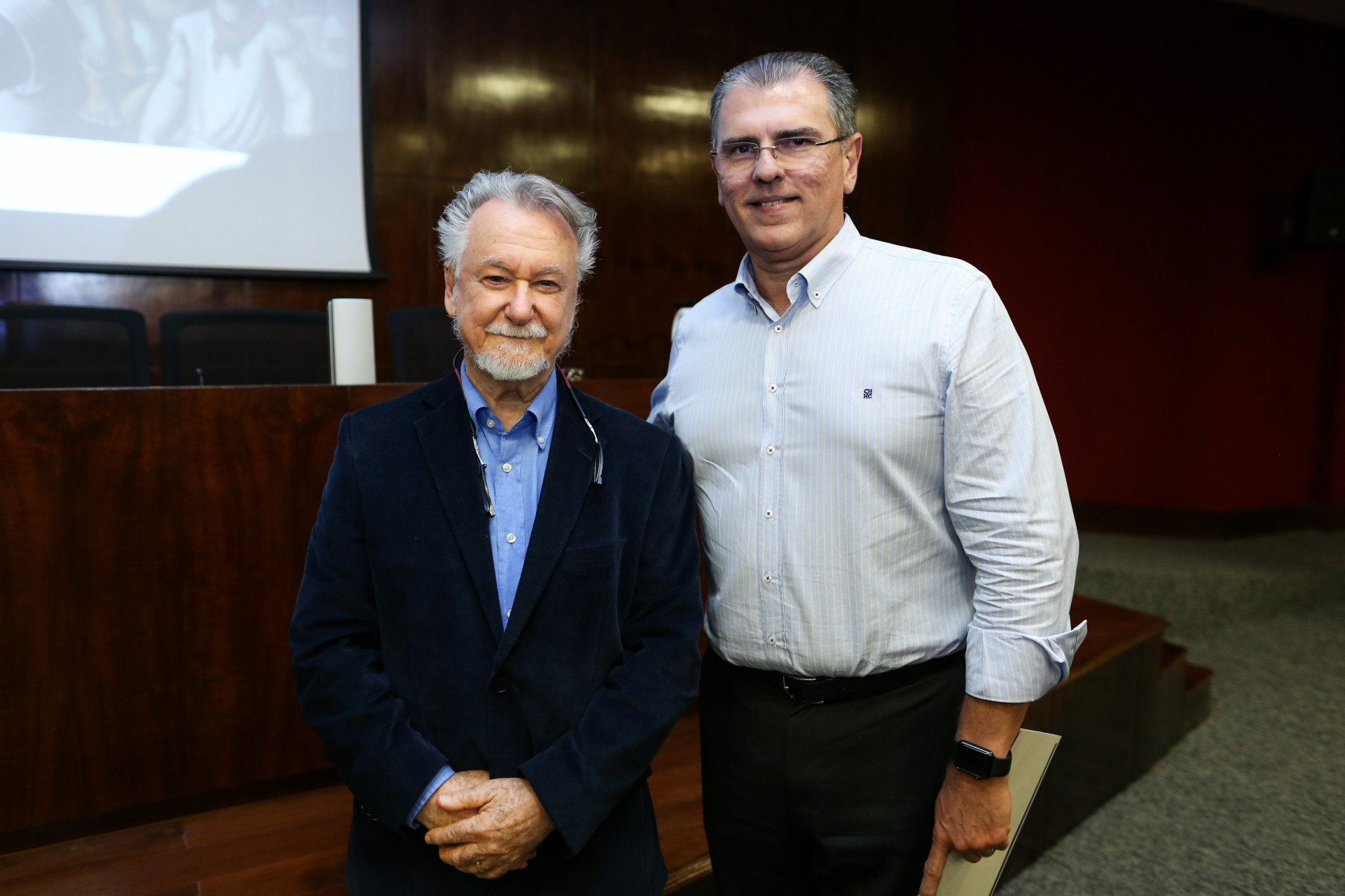 João Candido Portinari e Reitor Randal Martins Pompeu (Unifor) (Foto: Ares Soares)