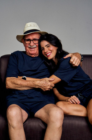 Renato da Silveira e a filha Thais Oiveira (Foto: Calebe Nogueira/ Divulgação DLT)