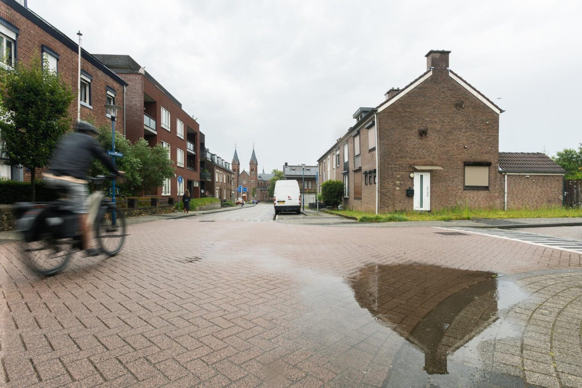 A pequena aldeia de Vaals fica na confluência de 3 países: Holanda, Bélgica e Alemanha. Foi lá que Anneliese Houppermans faleceu (Foto: Lieven Genus/Jornal De Standaard )