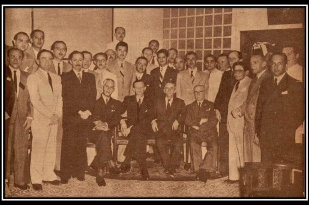 Foto de 1943 em almoço oferecido à classe médica onde observa-se a presença dos médicos César Cals, José Frota, Octávio Lobo e José Paracampos. Figuram também os doutores Antonio Jucá, Pontes Neto, Jose Carlos Ribeiro e Adalberto Studart (Foto: Acervo de João Otávio Lobo Neto)