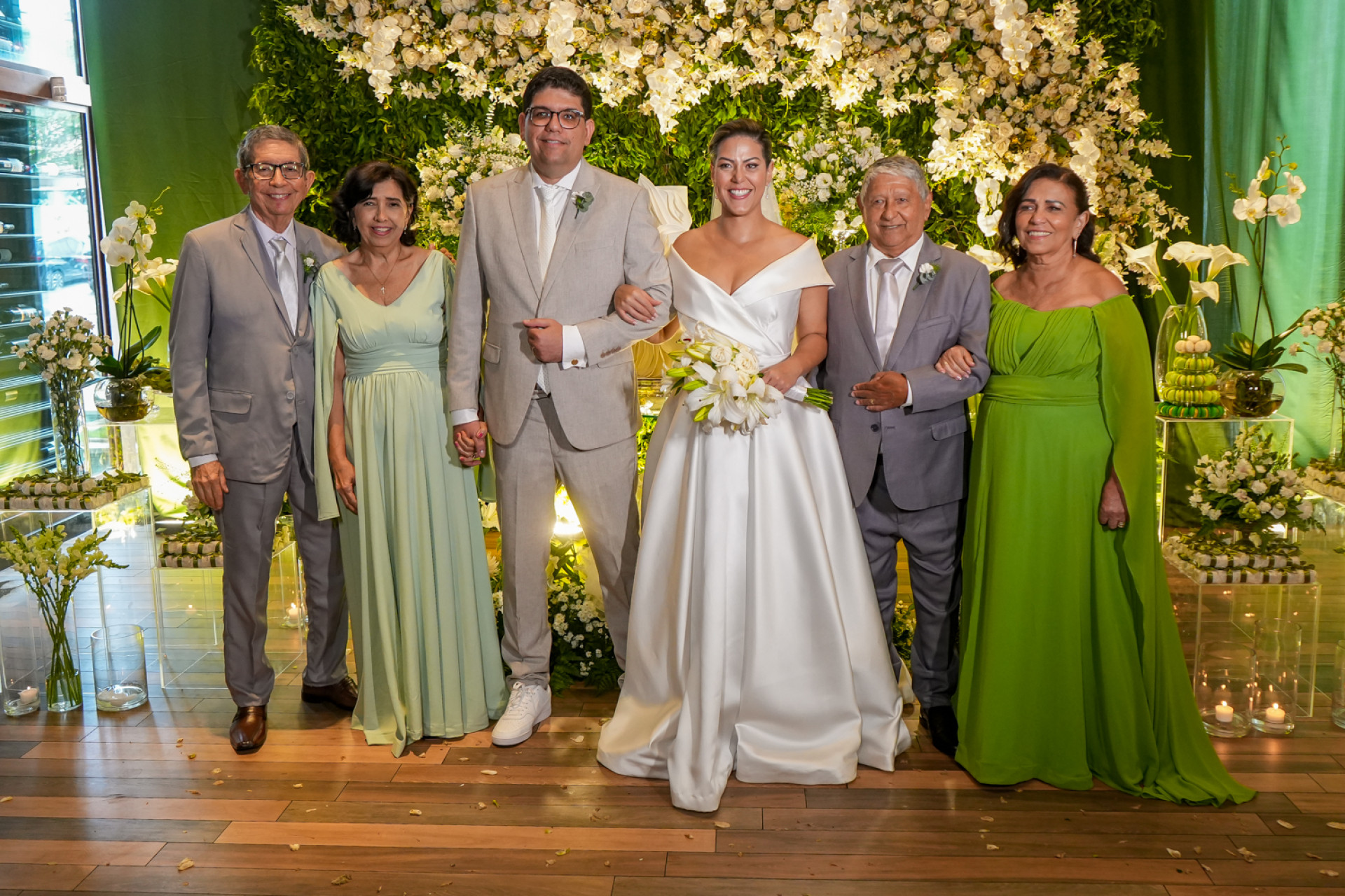 (Foto: Rogério Lima/ Divulgação )Fernando, Alice e André Rodrigues, Juliana, José e Fátima Gentil
