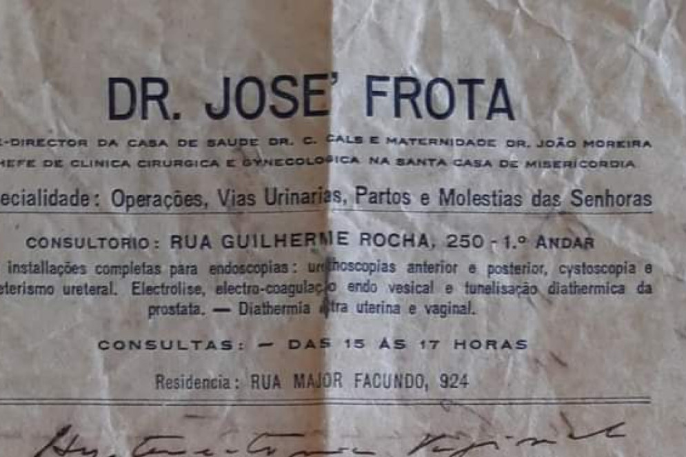 Folha do bloco de receituário de médico do Dr. José Frota(Foto: Acervo de Fernando Amora)