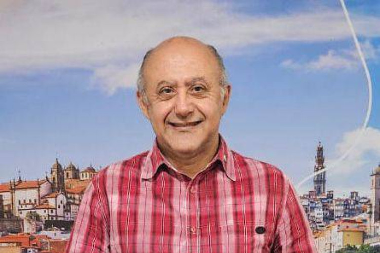 Yunare Targino entrega mais um livro(Foto: arquivo pessoal)