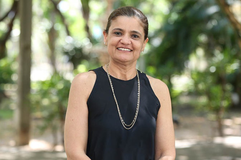 Fernanda Sampaio é fonoaudióloga e professora do curso de Fonoaudiologia da Universidade de Fortaleza (Unifor). A instituição oferece o serviço de fonoaudiologia no Núcleo de Atenção Médica Integrada (Nami), que atua na avaliação, prevenção e tratamento dos problemas de voz, fala, motricidade orofacial, linguagem e audição(Foto: Ares Soares)
