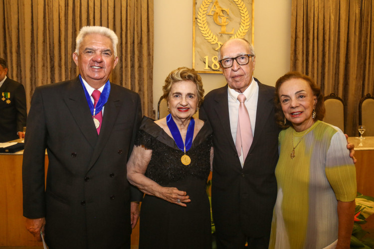 Tales de Sá Cavalcante, Fernanda Quinderé, Lucio e Beatriz Alcantara(Foto: JoaoFilho Tavares)