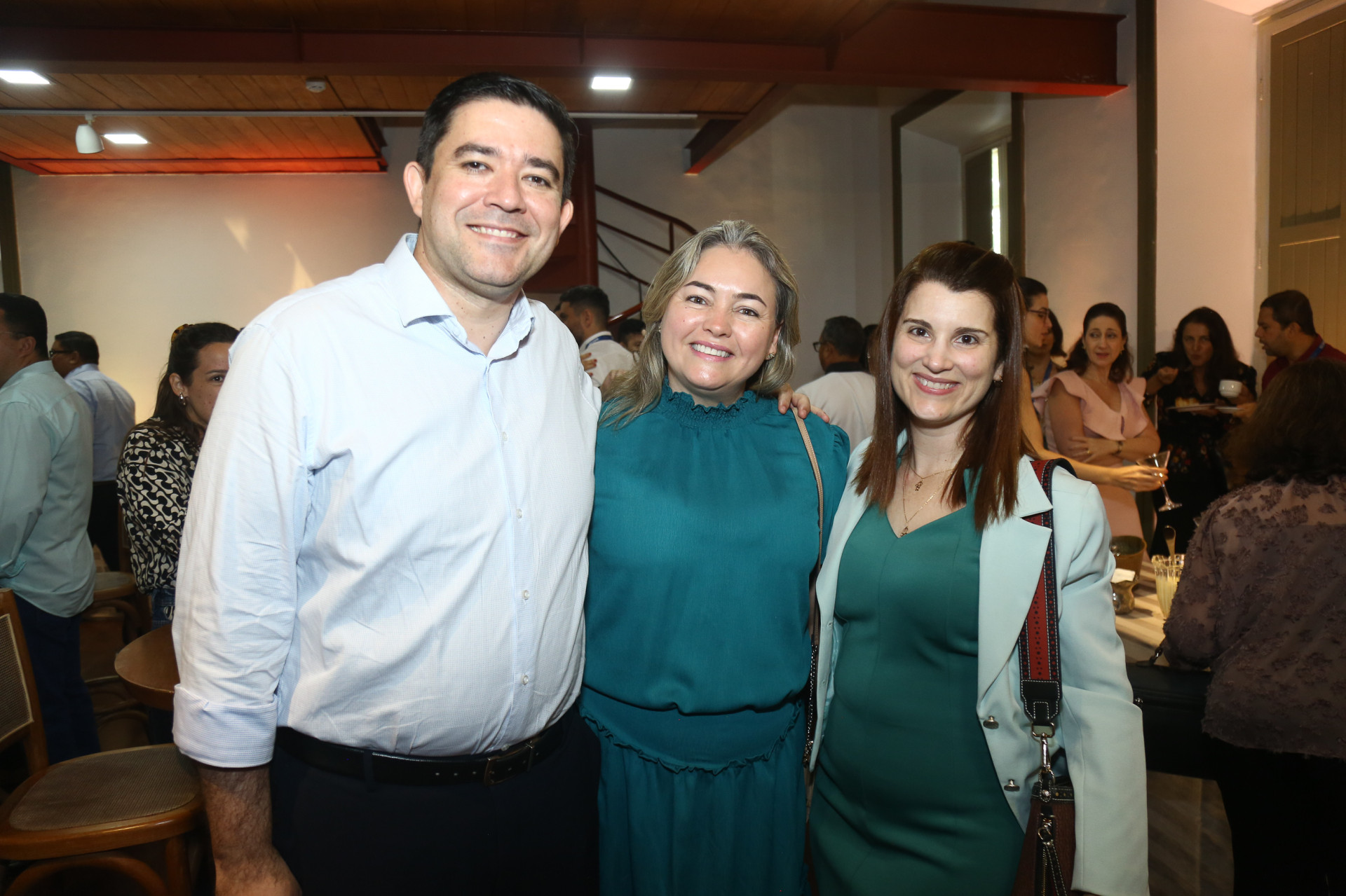 (Foto: JoaoFilho Tavares)Danisio Barbosa, Aline Gurgel e Anya Albuquerque