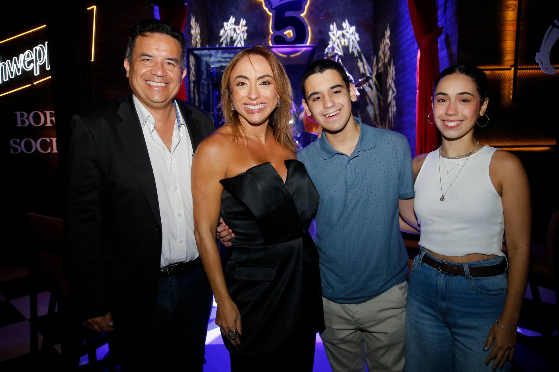 (Foto: arquivo pessoal)Paulo, Mabel, Dante e Melina Portela