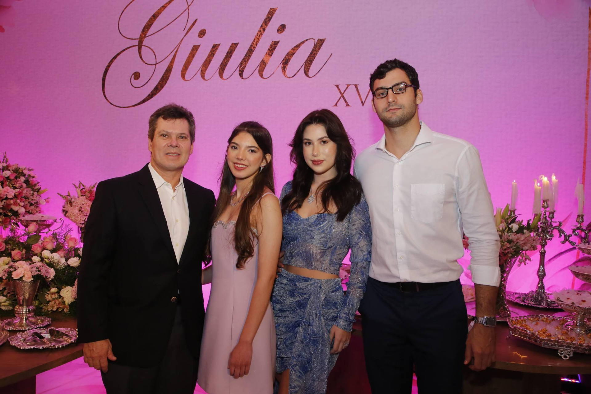 (Foto: arquivo familiar )Cláudio Dias Branco, Giulia Vieira, Marcela Dias Branco e Cid Marconi Filho