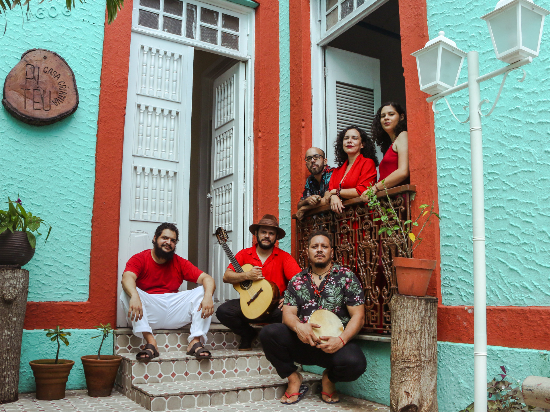 A banda Banzobeat lança nesta quinta-feira, 17, o seu primeiro EP, intitulado 