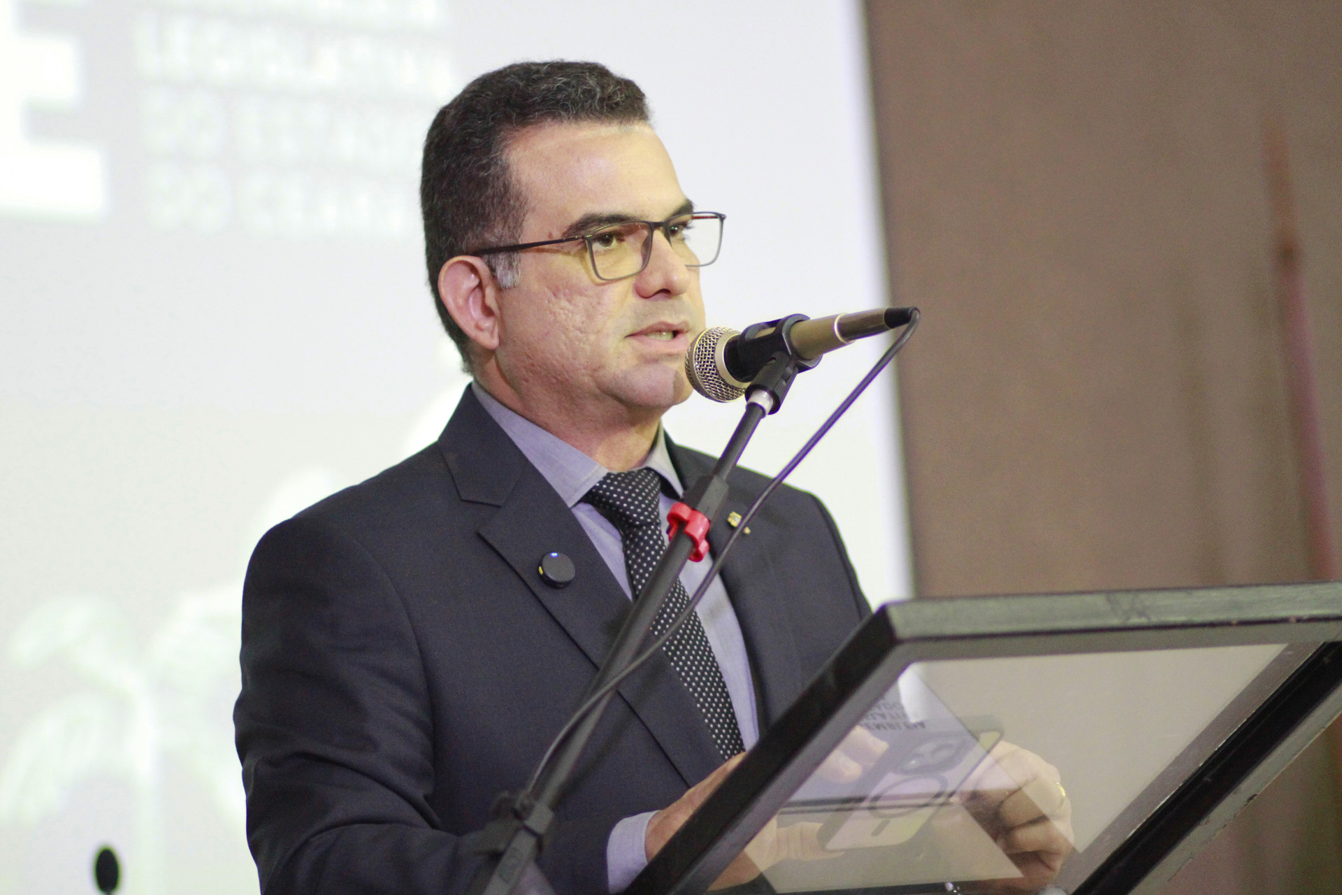 ￼SIMÃO Pedro renunciará a Prefeitura de Orós para ocupar cargo de deputado estadual (Foto: Junior Pio/Alece)
