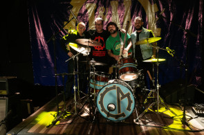 Augusto Licks e Carlos Maltz, ex-integrantes da formação clássica dos Engenheiros do Hawaii, fazem show no Pub 5 Elementos neste sábado, 23