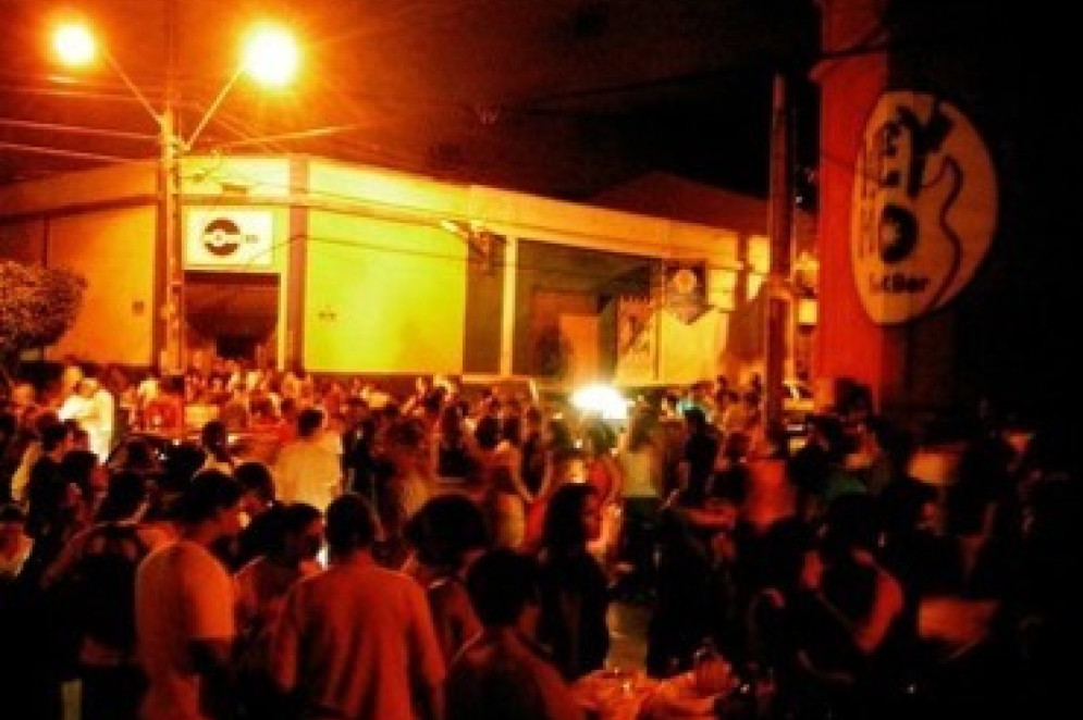Hey Ho Rock Bar foi uma das principais casas noturnas de Fortaleza nos anos 2000(Foto: Beatriz Moreira/Divulgação)