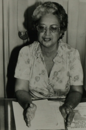 Na foto: Antonieta Cals, delegada regional do Ministério da Educação Foto: Levi Fonseca, em 24/09/1982(Foto: Levi Fonseca / O POVO Doc)
