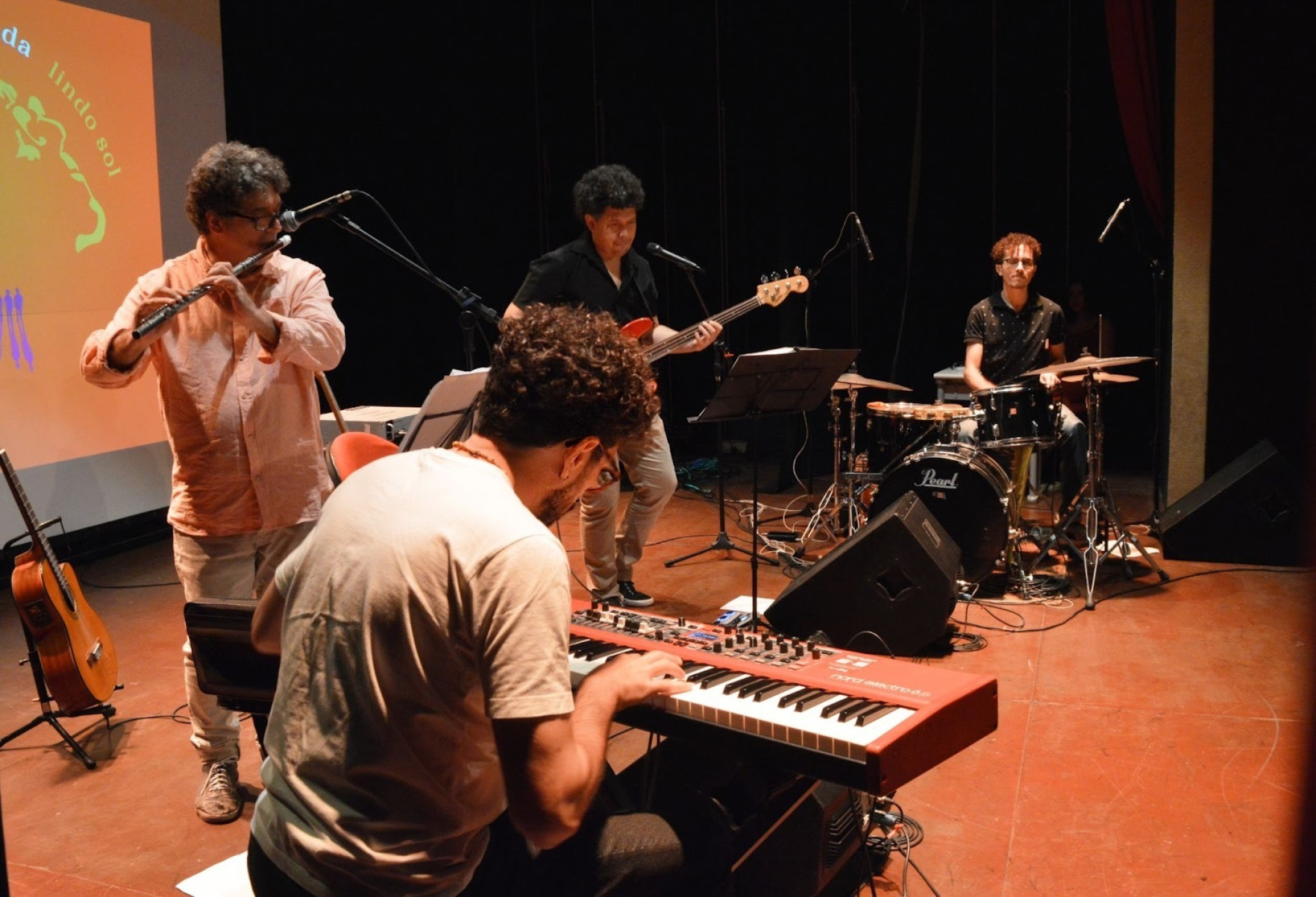 A Marimbanda é formada por Thiago Almeida (piano), Heriberto Porto (flautas), Netinho de Sá (baixo) e Michael da Silva (bateria) (Foto: Indja/ Divulgaçãao)