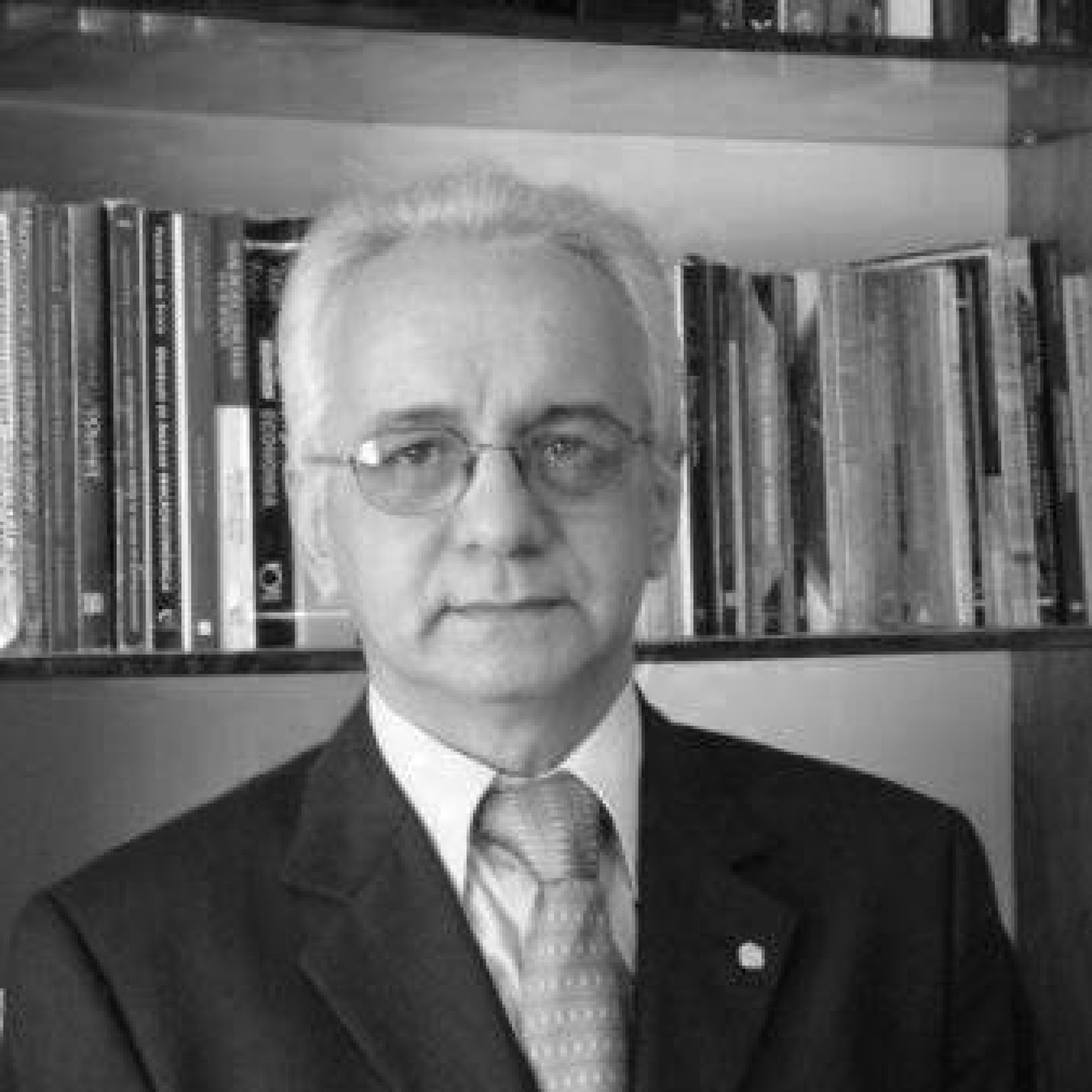 Henrique Marinho. Economista e membro da Academia Cearense de Economia. (Foto: Arquivo Pessoal)