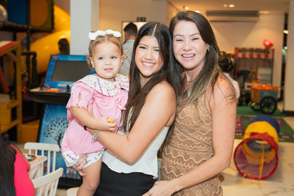 Mariazinha Guerra, Lelé e Robertinha Farias(Foto: Divulgação/Studio Vitoria e Filipe)