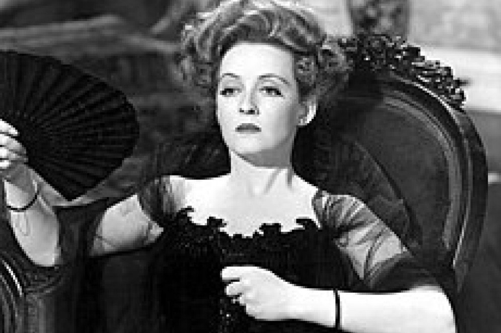 Revoltada por não sido indicada ao Oscar em 1936, Bette Davis protagonizou a primeira polêmica na votação e apuração da premiação(Foto: Reprodução Wikipédia)